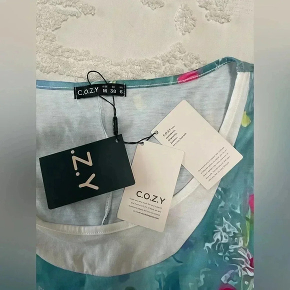 COZY Flower Printed Sundress - Picture 2 of 5